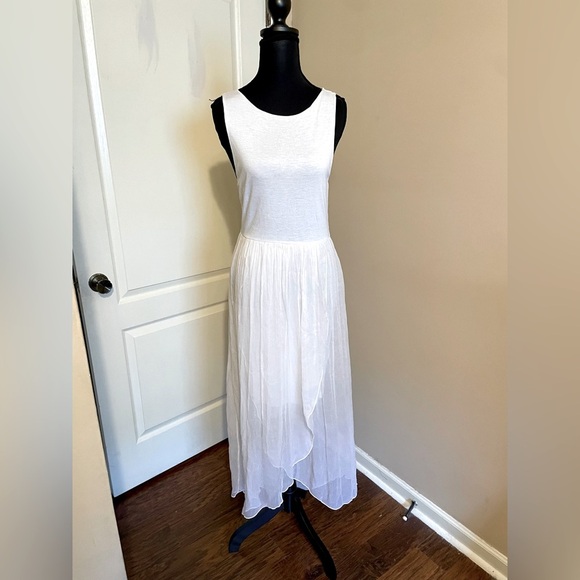 Alice + Olivia Dresses & Skirts - Alice + Olivia Air Stacey Bendet Ivory Flowy Midi Dress Sleeveless Sheer Size S